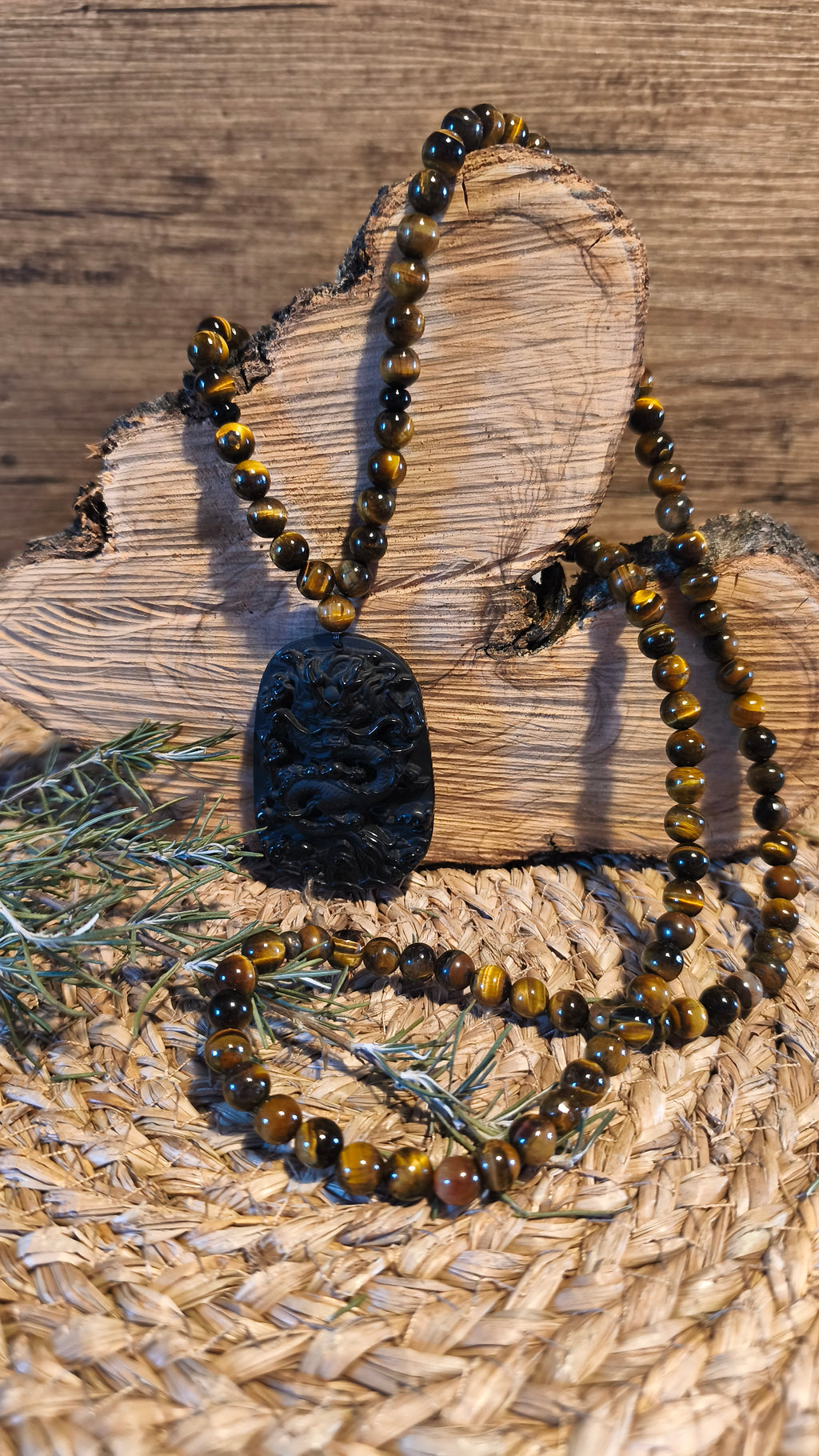 Grand sautoir œil du tigre avec grand médaillon dragon obsidienne
